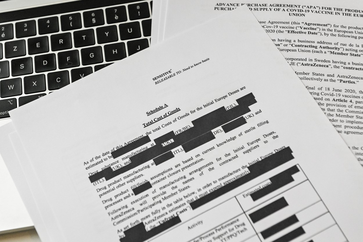 Der Spiegel a „deslușit” partea cenzurată din contractul UE cu AstraZeneca. Cât costă 300 milioane de doze de vaccin
