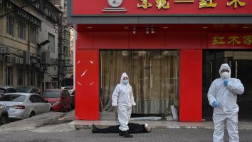 Mortul emblematic al Covid-19, simbolul haosului care domnea în Wuhan, rămâne necunoscut: „Respectă intimitatea”