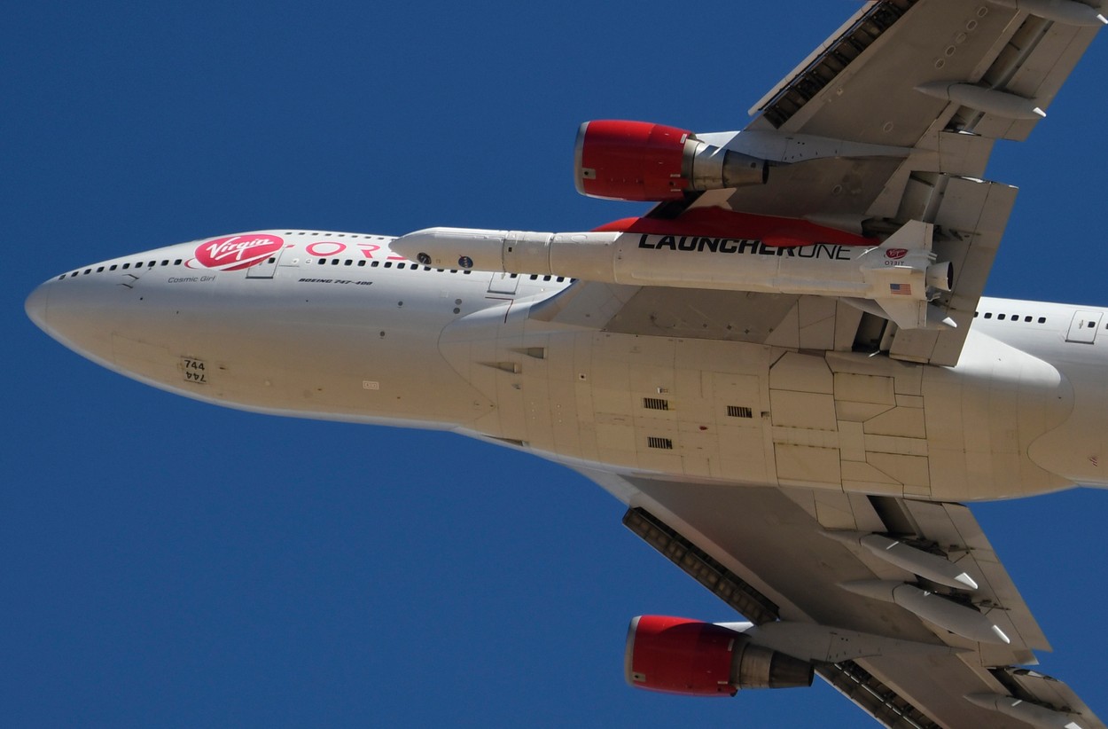Lansare spectaculoasă din avion. Virgin Orbit a trimis pentru prima dată sateliți pe Orbită folosind un Boeing 747
