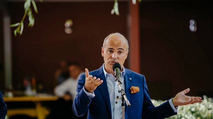 Rareş Bogdan: Raluca Turcan s-a descalificat ca lider PNL. Propun sancţionarea