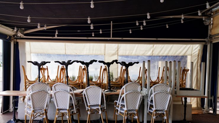 Antreprenorii din HoReCa știu când vor recupera din pierderi: „Nu cred că ne revenim în 2021”