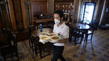 S-au redeschis restaurantele la interior în Constanța. Regulile pe care trebuie să le respecte proprietarii