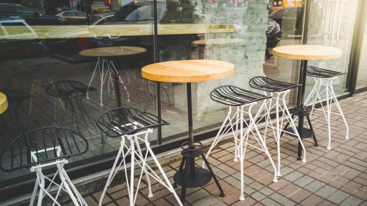 Anul 2020, dezastru pentru HoReCa: Cifra de afaceri a scăzut cu aproximativ 80%. Ce spun antreprenorii afectați de criza COVID