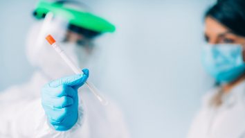 Studiu: Imunitatea căpătată în urma infectării cu coronavirus poate dura până la 6 luni