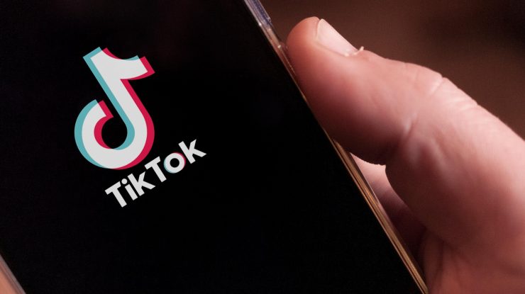TikTok începe să copieze Facebook. Ce schimbare importantă pregătesc chinezii