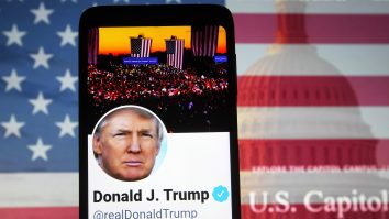 Twitter i-a închis definitiv contul lui Donald Trump