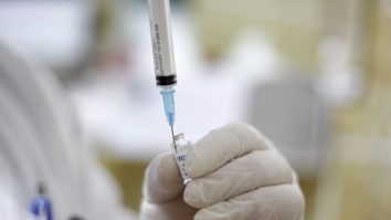 Testul de sânge care detectează 50 de tipuri de cancer înainte de apariția simptomelor. Când va fi lansat pe piață