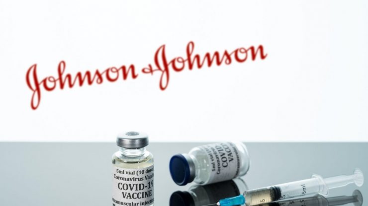 Studiu: O doză de vaccin Johnson & Johnson a prevenit 66% din 44.000 de cazuri moderate și severe de infectări cu COVID-19