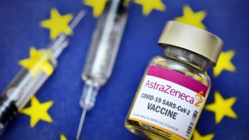 Europarlamentar român după ce AstraZeneca a anunțat că va livra doar o parte din doze: „Este impardonabil”