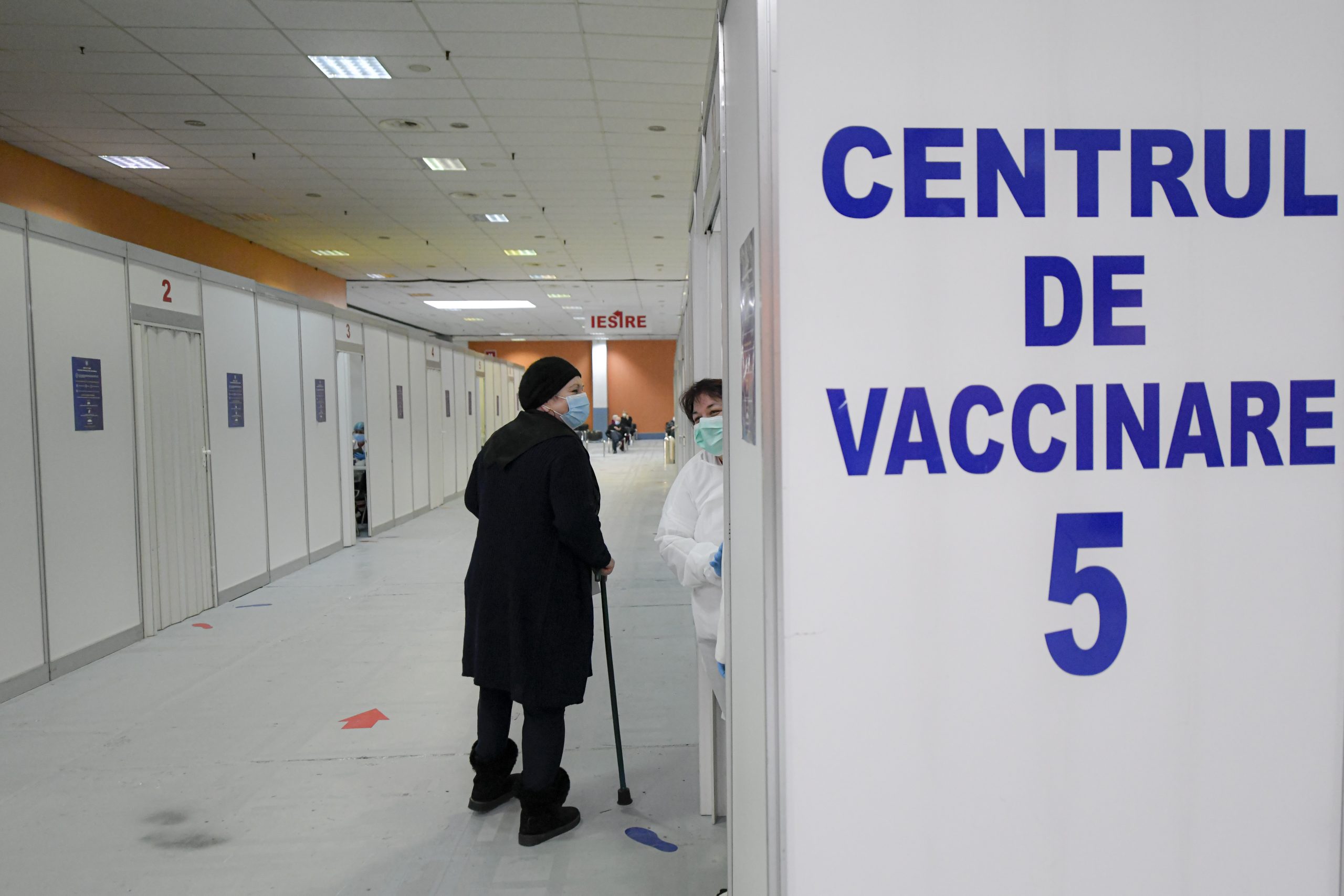 Au început programările pentru etapa a treia de vaccinare în municipiile cu incidență mare. Ce se întămăplă cu localitățile limitrofe