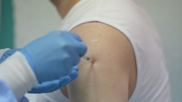 A doua etapă de vaccinare, tot mai aproape: cine se poate imuniza