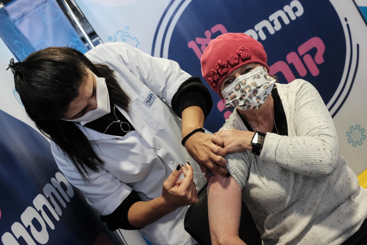 Cum a devenit Israelul un lider mondial în vaccinarea împotriva Covid-19