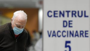 Vaccinare bătrâni