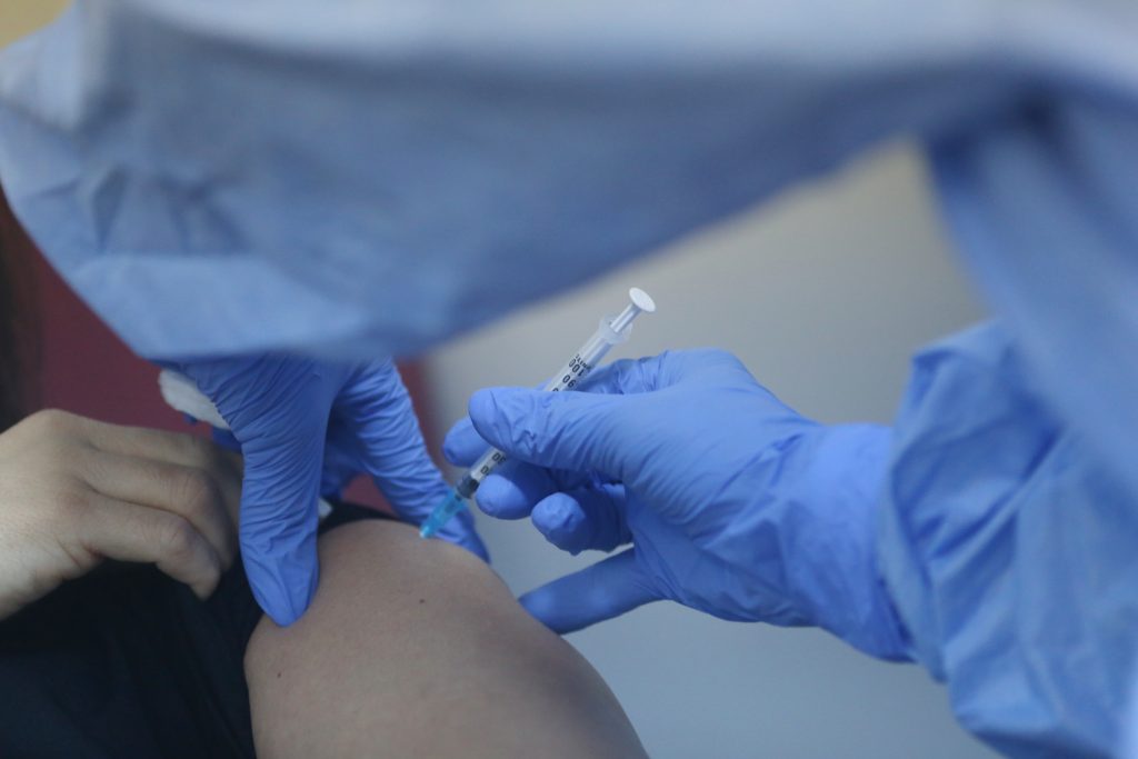 1.586 de persoane au fost vaccinate anti-COVIDîn ultimele 24 de ore. A fost înregistrată o singură reacție adversă