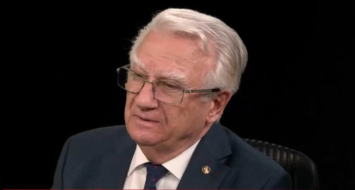 Academicienii români susțin vaccinarea anti-COVID. Victor Voicu: „Trebuie să vaccinăm 70% din populație”