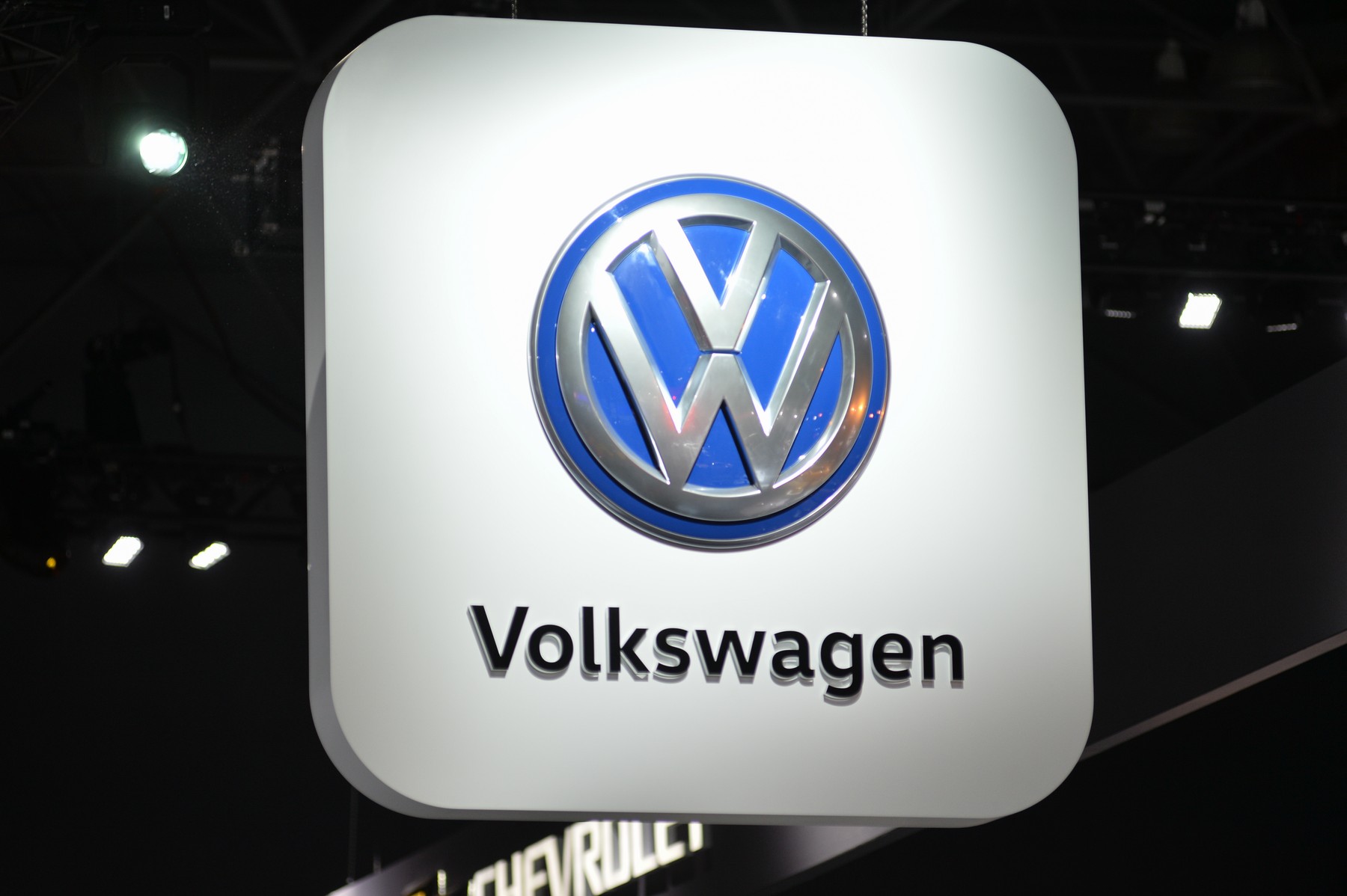 Volkswagen anunţă un plan de investiţii de 193 de miliarde de dolari. Care este ţinta acestuia