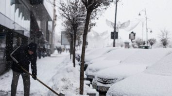 Meteo, 10 ianuarie: Va ninge în toată țara. În București, stratul de zăpadă va avea 15 centimetri
