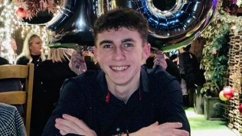 Un adolescent s-a trezit din comă după 11 luni şi nu ştie de existenţa Covid-19. A fost infectat de două ori