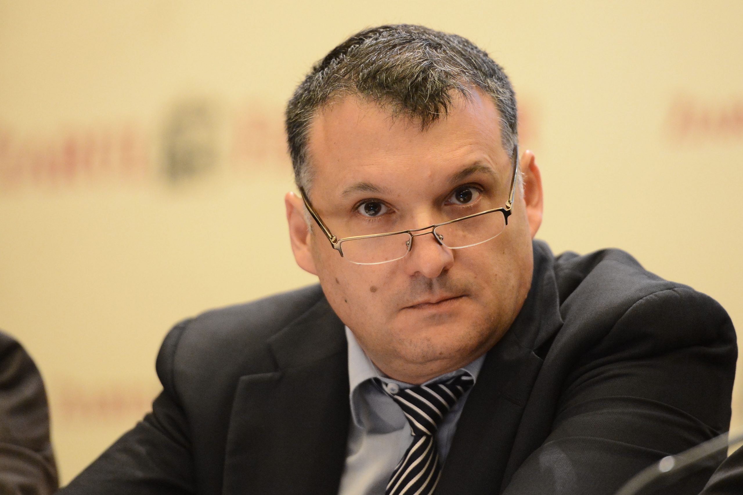 Președintele Comisiei de Buget din Senat acuză PSD de „minciuni și manipulări”. Bogdan Huțucă: În 2021 avem mai mulți bani la Sănătate