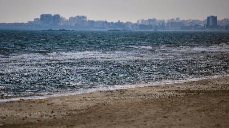 Proiectul de lărgire a plajei din Mamaia este în pericol să fie stopat