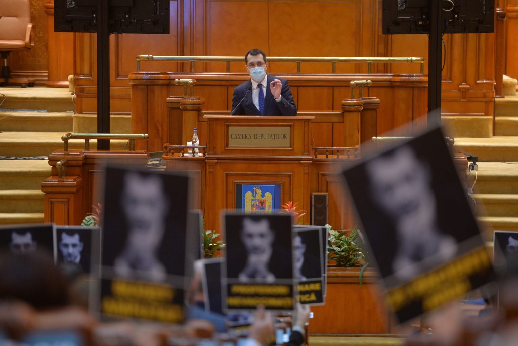 Moțiunea simplă împotriva ministrului Sănătății. Voiculescu: „PSD, autorul dezastrului din spitale”.
