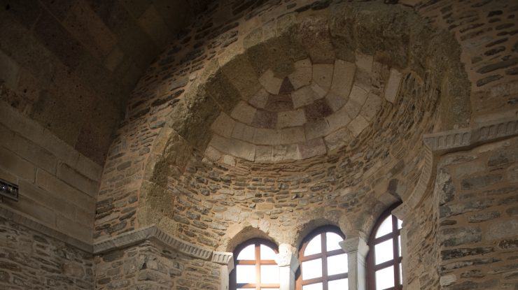 Baptisteriu-din-primele-secole-din-biserica-Ekatontapyliani-din-insula-Paros