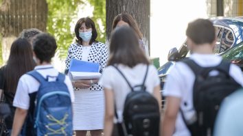 Epidemiolog: Organismul celor mici reacţionează mai eficient la virus. Unii părinţi, însă, caută motive să nu îşi lase copiii la şcoală