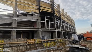 FOTO. Incendiu la Stadionul Giulești, în zona peluzelor