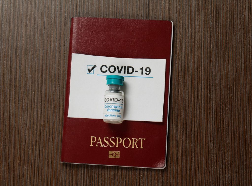 Persoanele care se întorc din ţări cu risc epidemiologic trebuie să prezint un test Covid negativ. Lista a fost actualizată