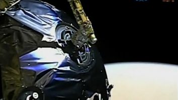 Primele imagini cu planeta Marte pe care le-a capturat nava chinezească Tianwen-1