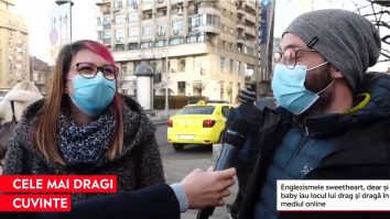 Cuvintele cu care încep declarații de dragoste, jurăminte ori scuze: „Mi-e drag de ea pentru șuvița aia roz”