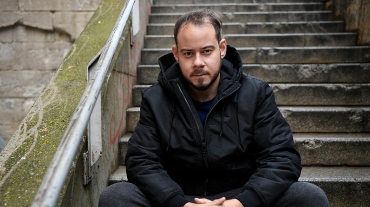 Un rapper s-a închis într-o universitate pentru a fi nu arestat de poliţie