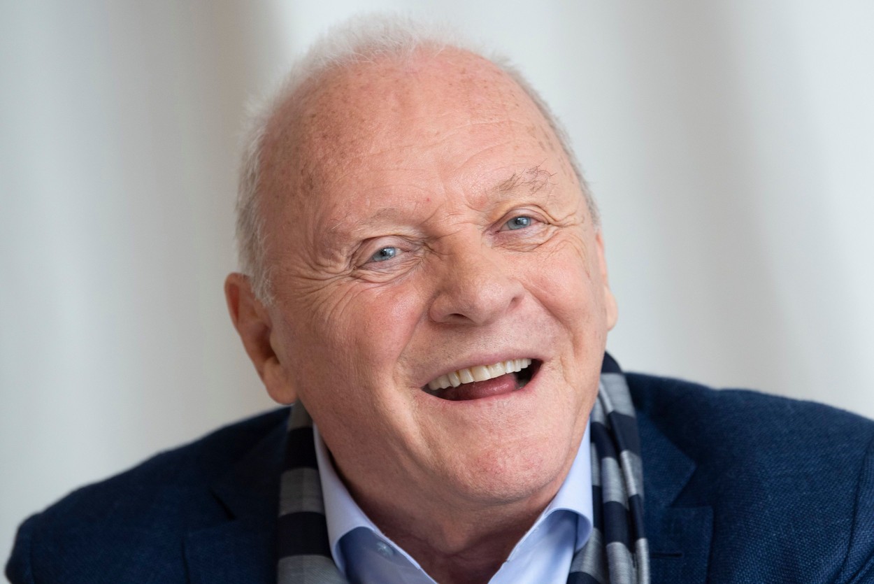 Cum și-a surprins fanii Anthony Hopkins, de Ziua Îndrăgostiților. VIDEO