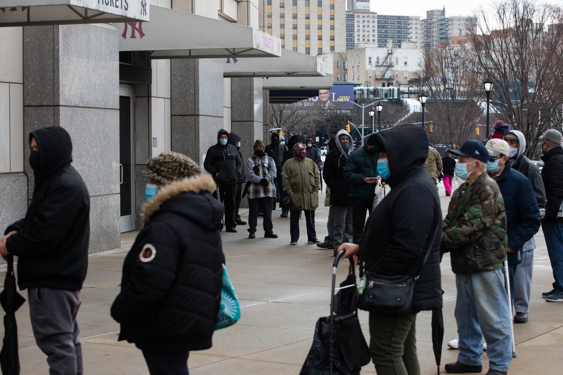 Stadionul Yankee din New York a devenit centru de vaccinare COVID. Peste 13.000 de persoane s-au programat la imunizare