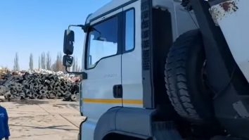 VIDEO. Prima mașină confiscată în București pentru transport și depozitare ilegală de deșeuri