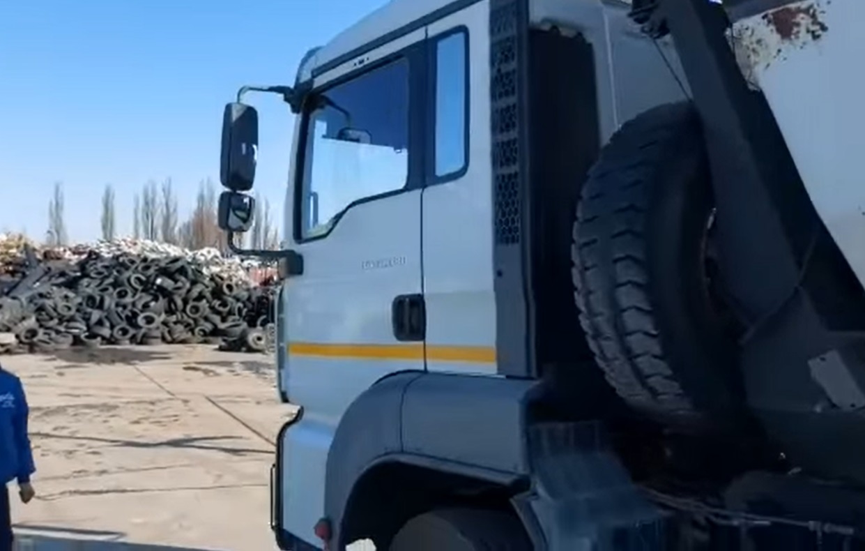 VIDEO. Prima mașină confiscată în București pentru transport și depozitare ilegală de deșeuri