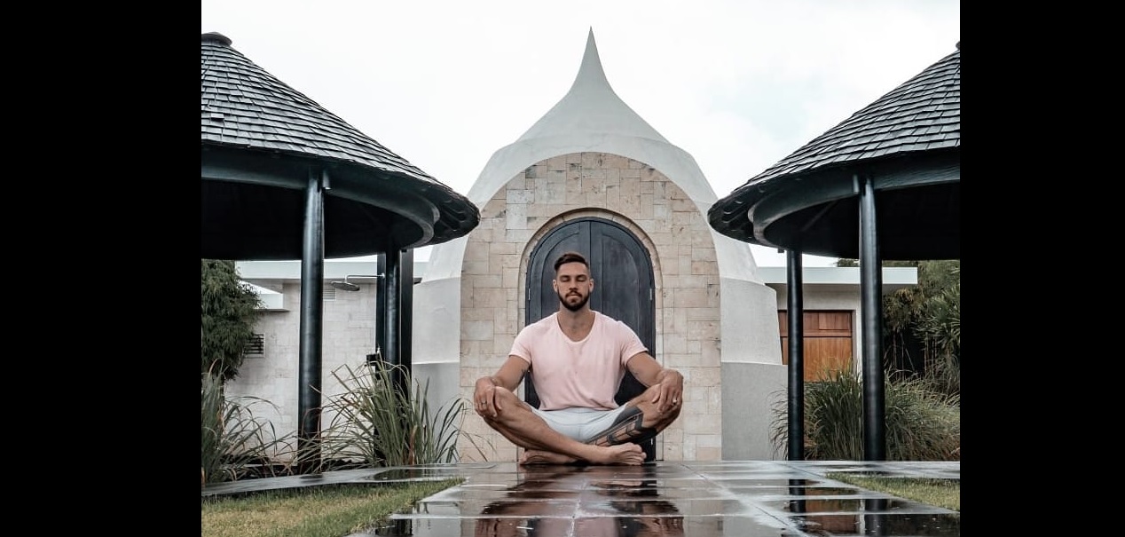 A renunțat la tot și s-a mutat în Bali. Povestea unui antrenor de sănătate: „Cu 3.000 de dolari pe lună trăieşti ca un rege”