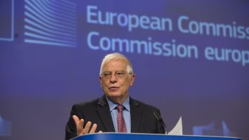 Europarlamentarii îi cer demisia lui Borrell. Reacția lui Dacian Cioloș