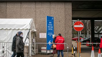 Cum a influențat filmul „Contagion“ campania de vaccinare împotriva Covid-19 din Marea Britanie