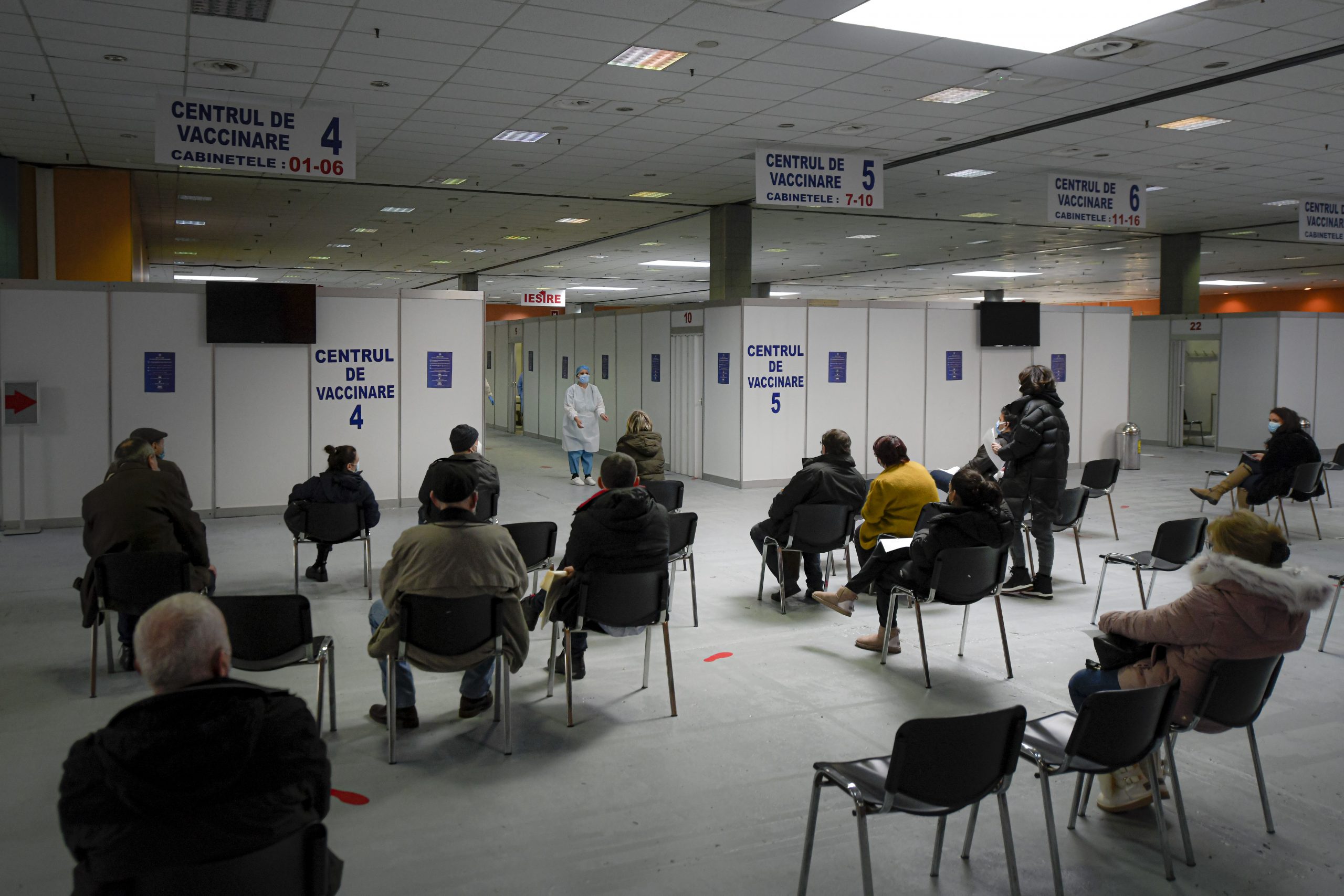 Listele de așteptare pentru vaccinare vor fi gata abia în martie, anunță Valeriu Gheorghiță