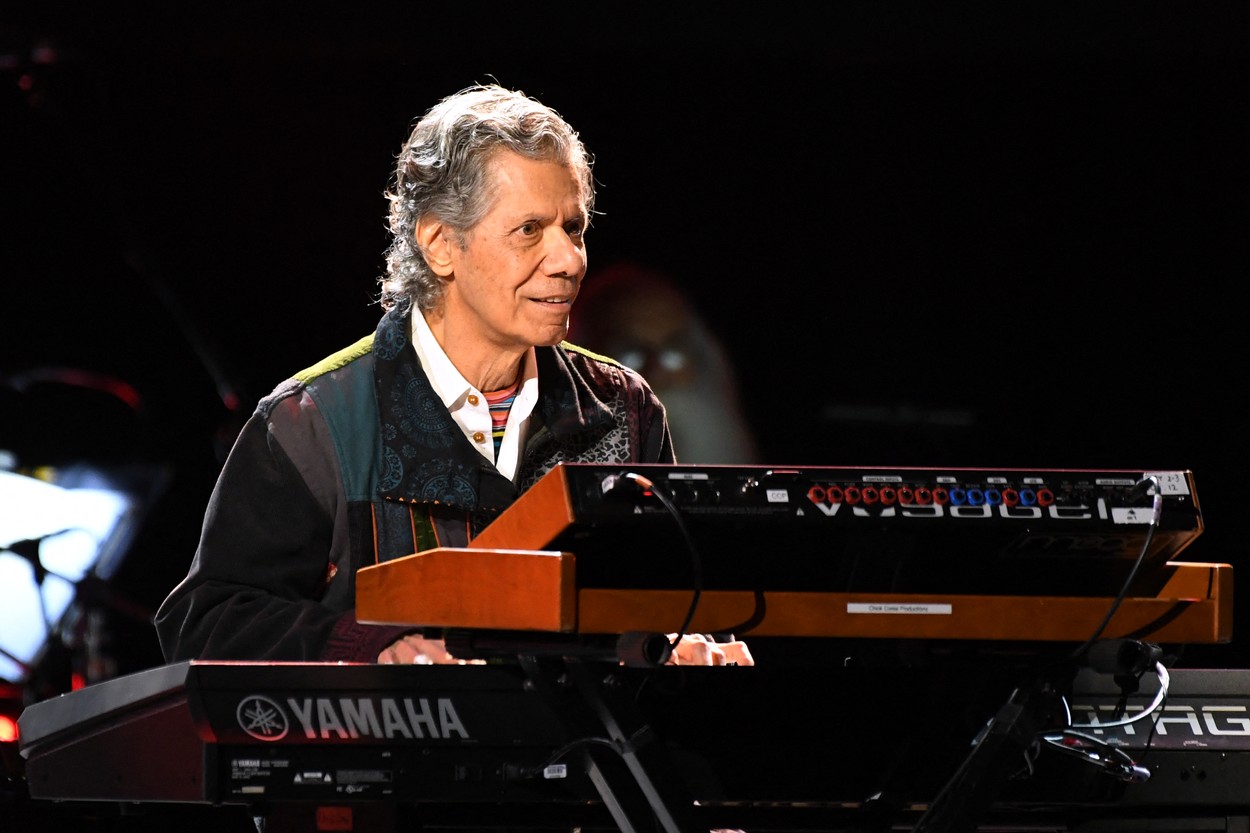 Legenda jazz-ului Chick Corea a murit la vârsta de 79 de ani