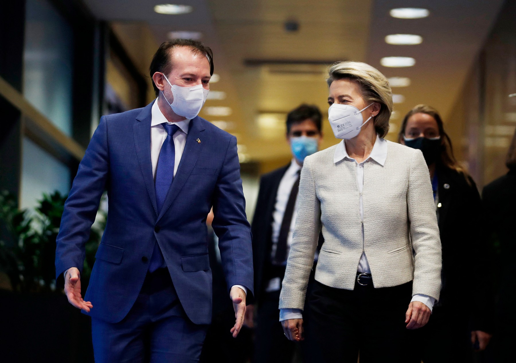 Florin Cîțu, după întâlnirea cu Ursula Von Der Leyen: „Am avut o discuție constructivă cu președintele CE pentru negocierile privind PNRR”