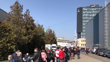 Coadă Profesori Romexpo