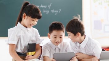 La școala, ca-n armată. China vrea să-i facă pe băieți mai „bărbați”, pentru că au devenit prea timizi și efeminați