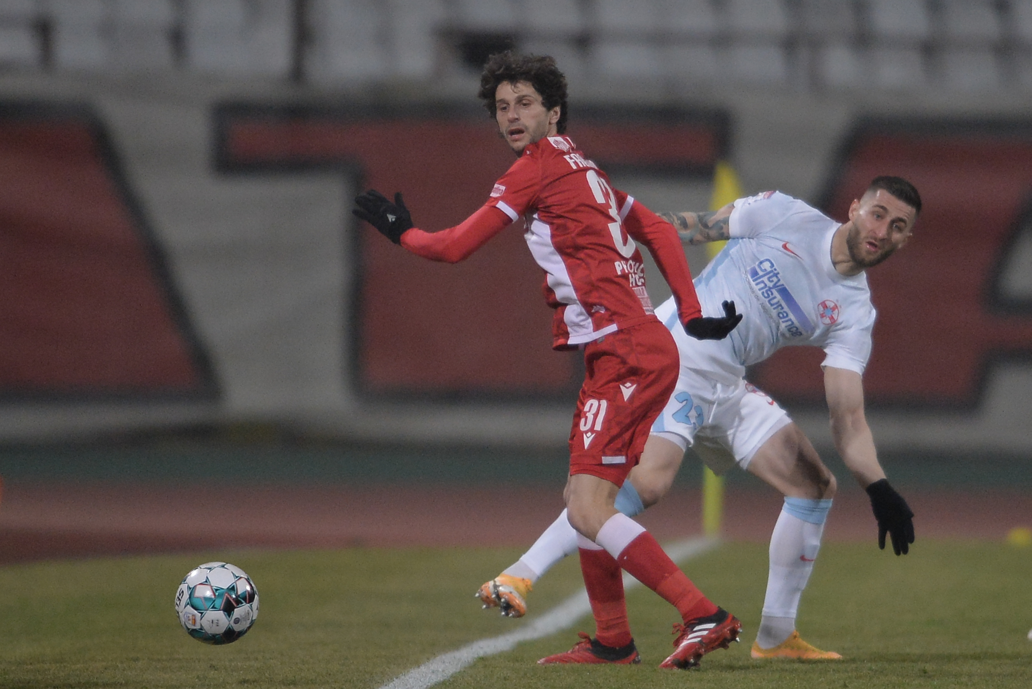 Tarom îi plăteşte transportul lui Dinamo în schimbul afișării reclamelor la meciurile de fotbal