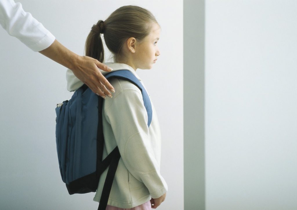 Revenirea la școală, umbrită de noi responsabilități pentru părinți. Recomandările ministrului Cîmpeanu