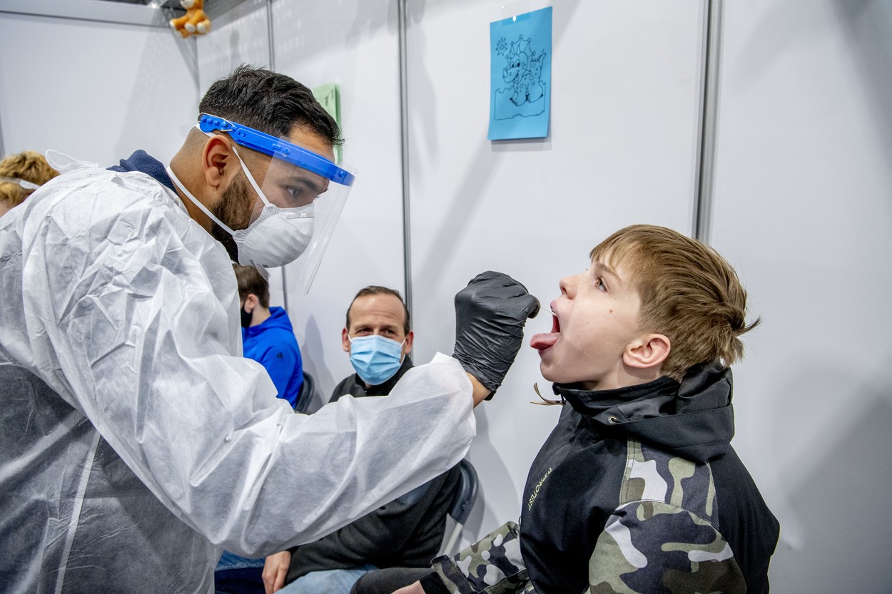 Topul județelor afectate de coronavirus. Timiș și Maramureș rămân în scenariul roșu