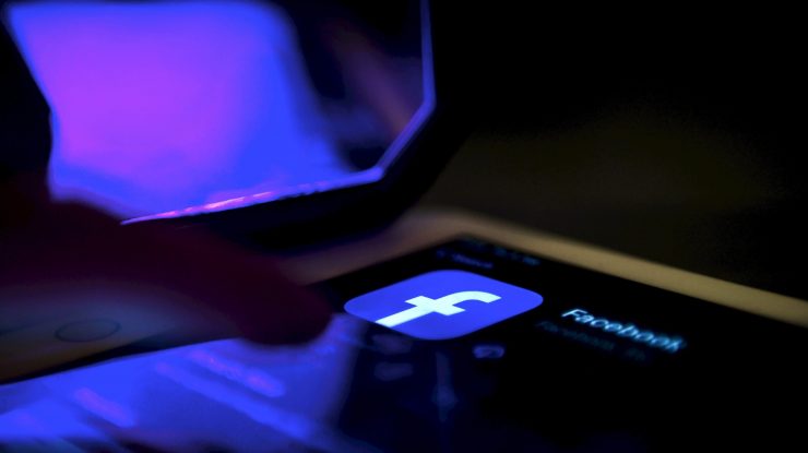 Facebook va lansa un ceas inteligent cu funcții de mesagerie și fitness. Când va fi disponibil