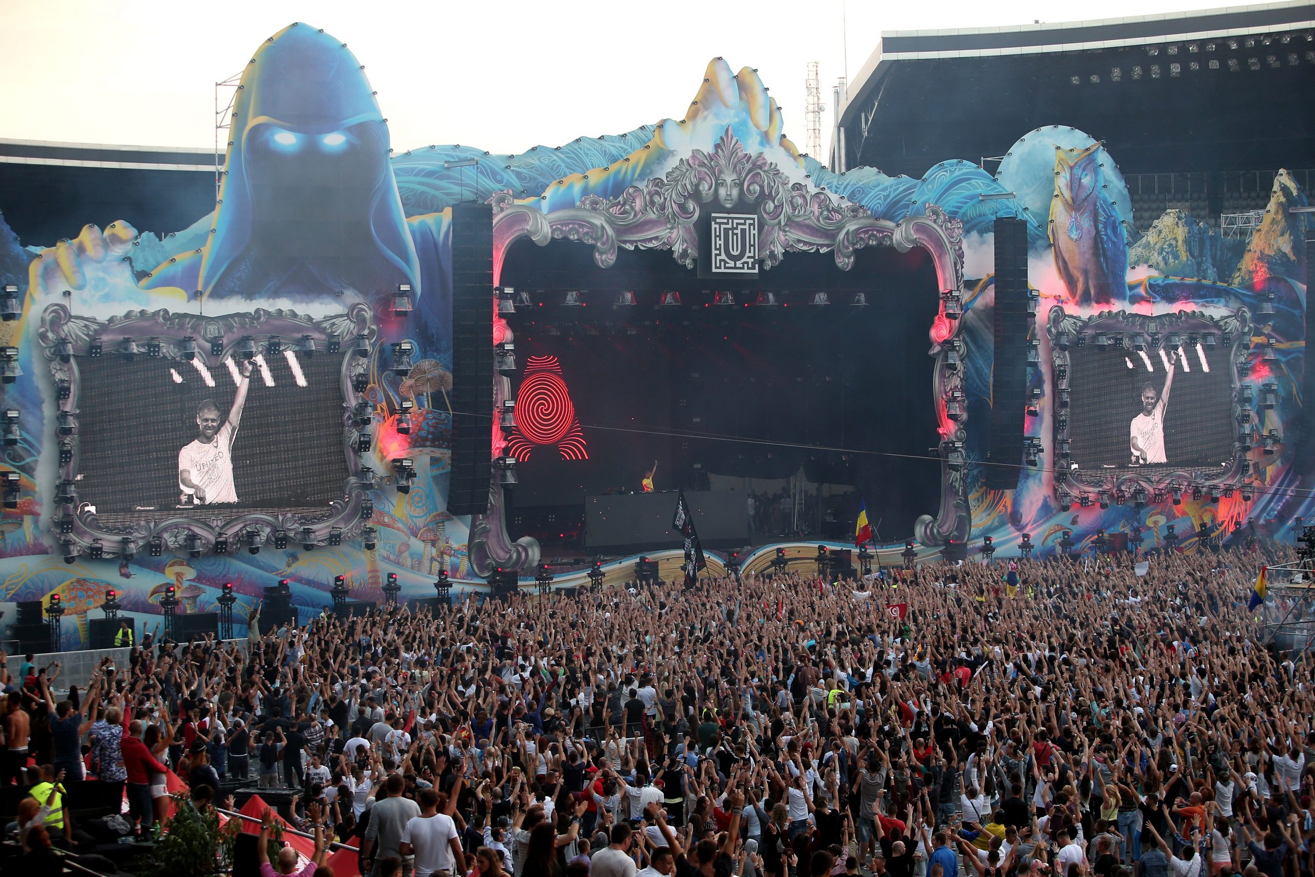 „Suntem în aceeași situație de 11 luni”. Ce se întâmplă cu festivalurile în 2021