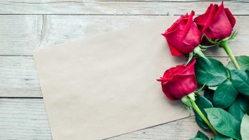 Cadouri de Dragobete pentru persoana iubită. Cu ce îți poți surprinde partenerul de 24 februarie